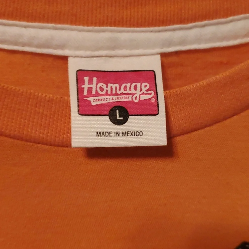 Ninja Turtles Michaelangelo Homage tshirt - Picture 4 of 4